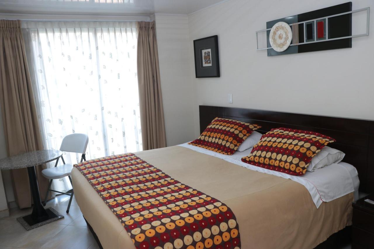 Hoteles Bogota Inn Lago Chico Zona Rosa Eksteriør billede